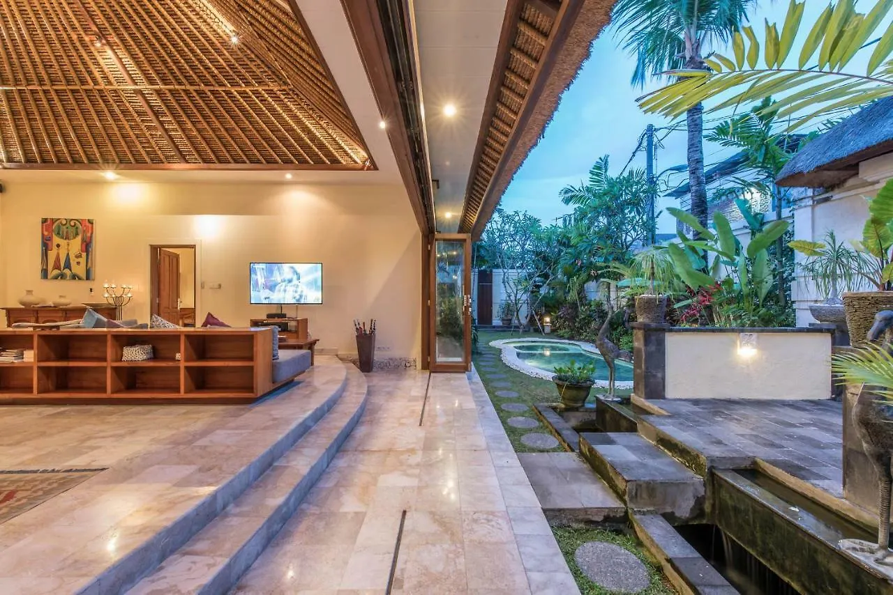 Villa Kupu Kupu Seminyak  0*, Seminyak (Bali) Indonesia